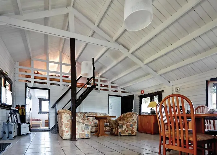 3 Bedroom Gorgeous In Mścice